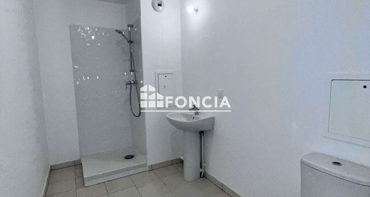 Appartement à LE BLANC-MESNIL