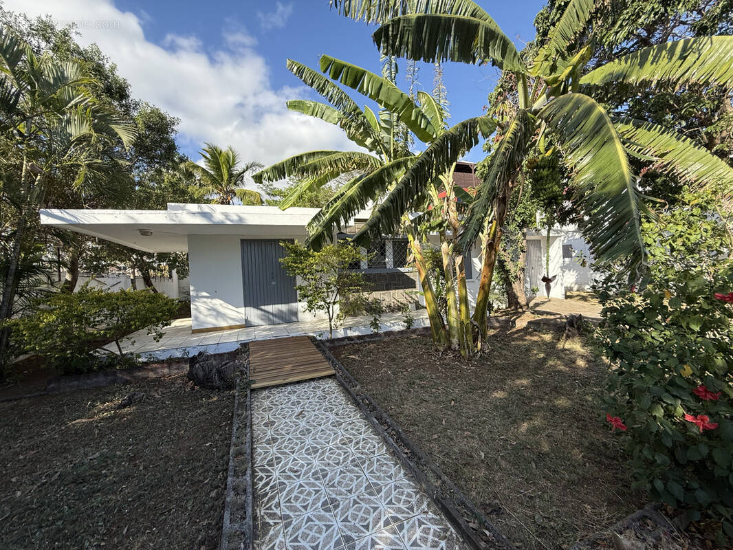 Maison à SAINT-PIERRE