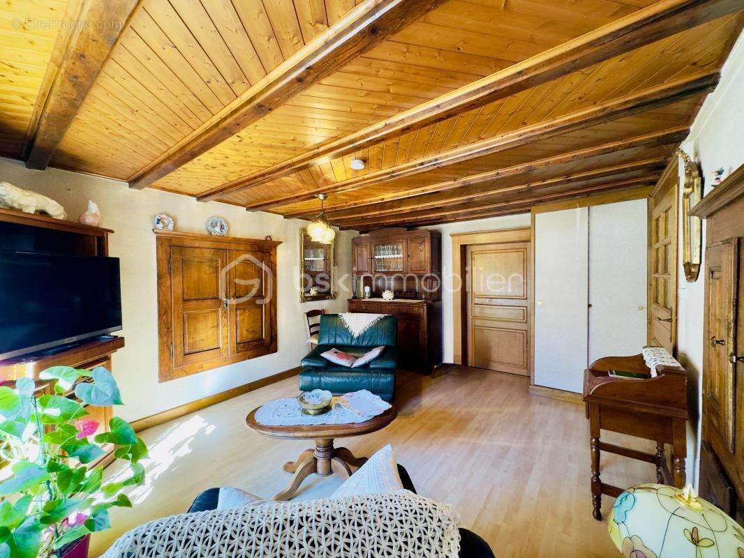 Maison à THORENS-GLIERES
