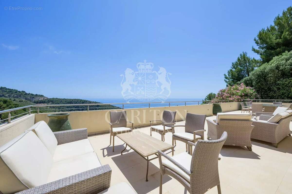 Maison à EZE