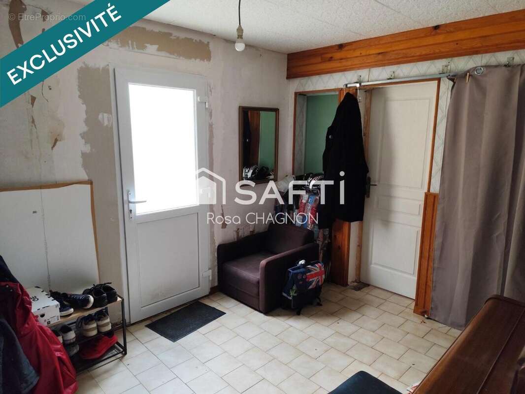 Maison 154 m² à Puy-De-Serre  - photo 8