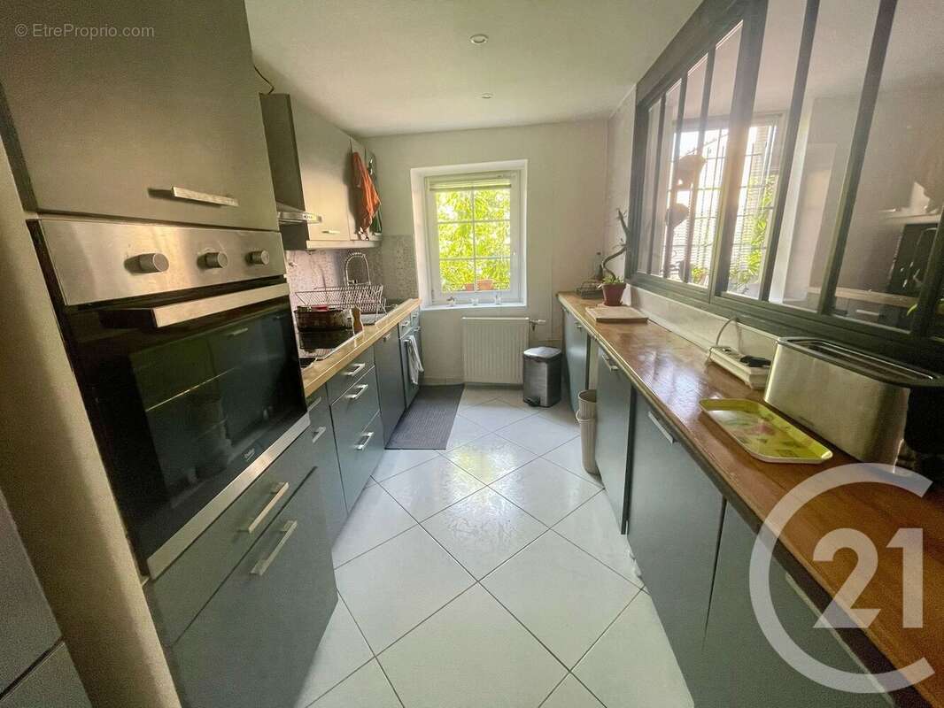 Maison à JUILLY