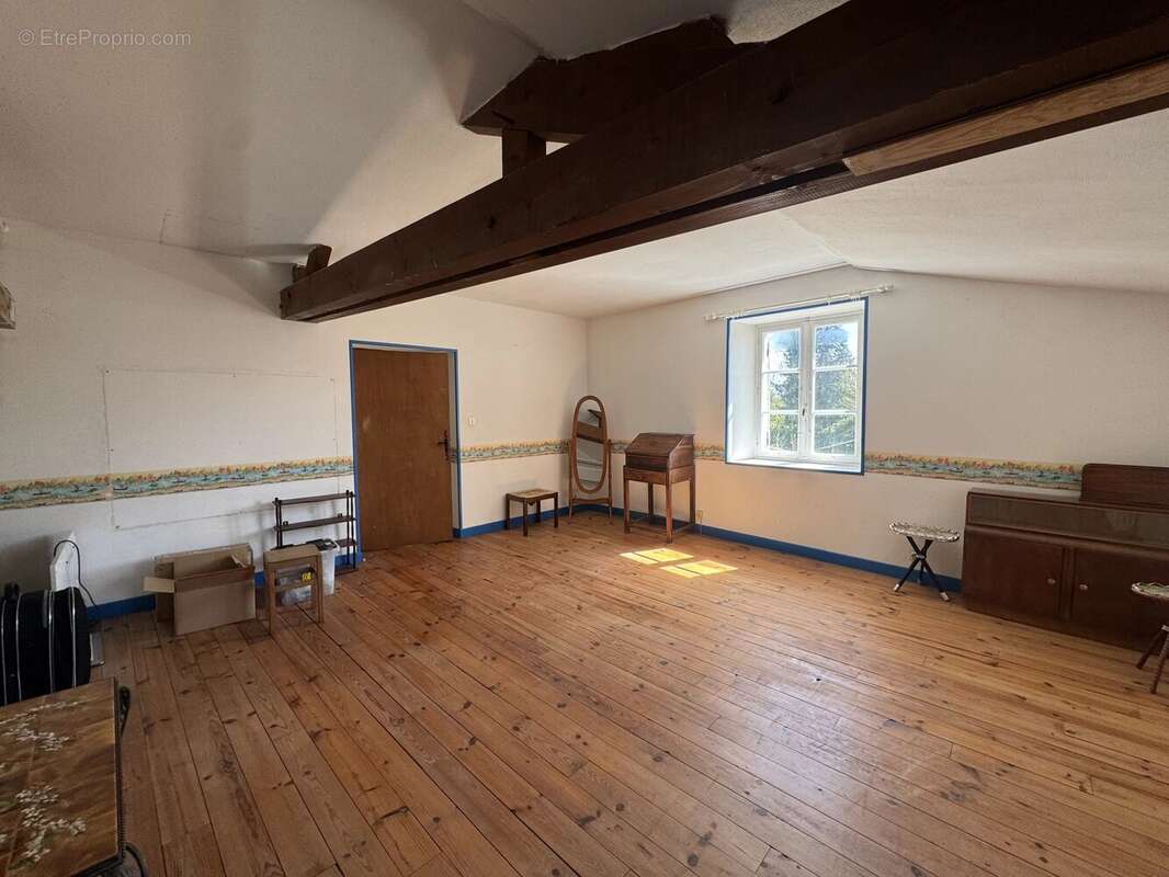 Maison à FARGUES-SUR-OURBISE