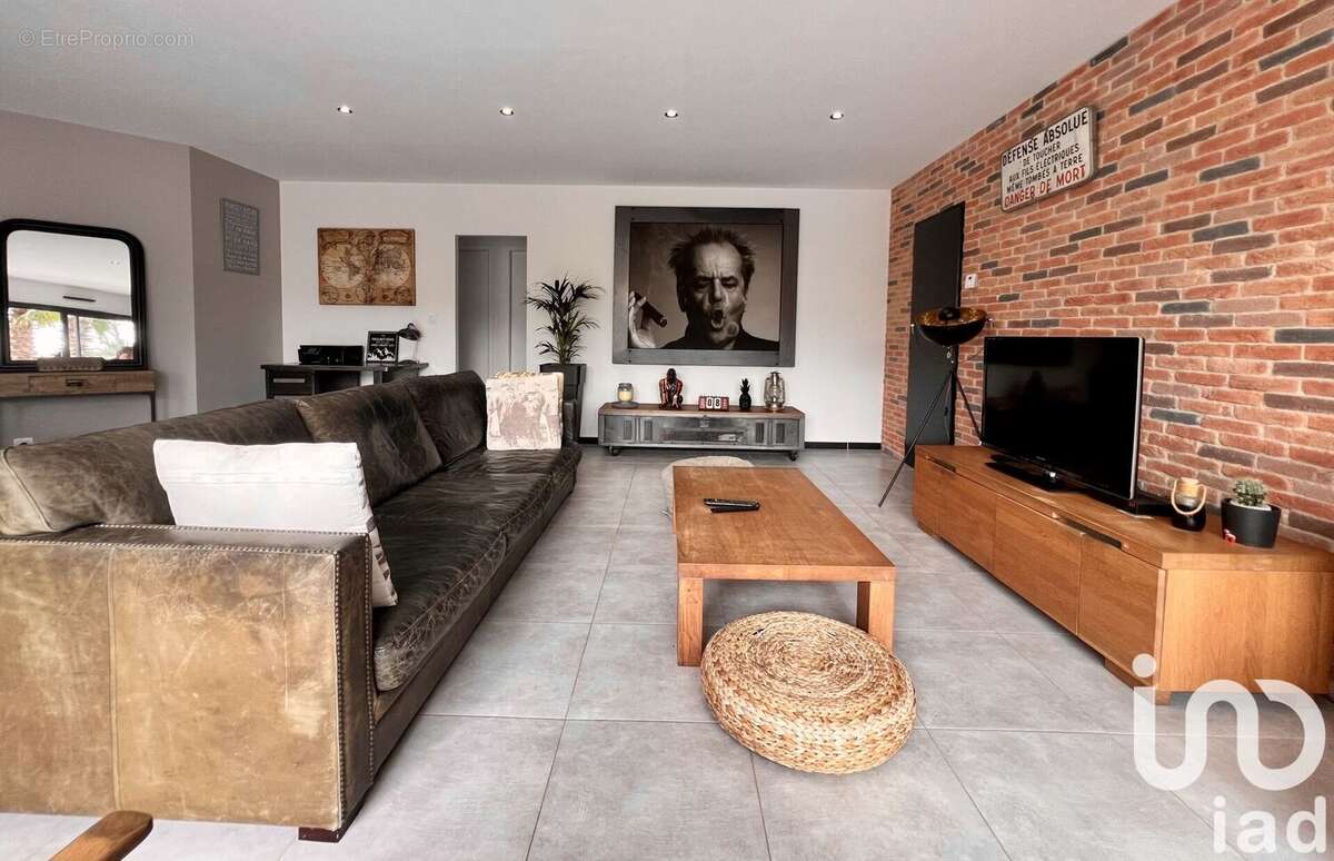 Photo 2 - Maison à PUILBOREAU