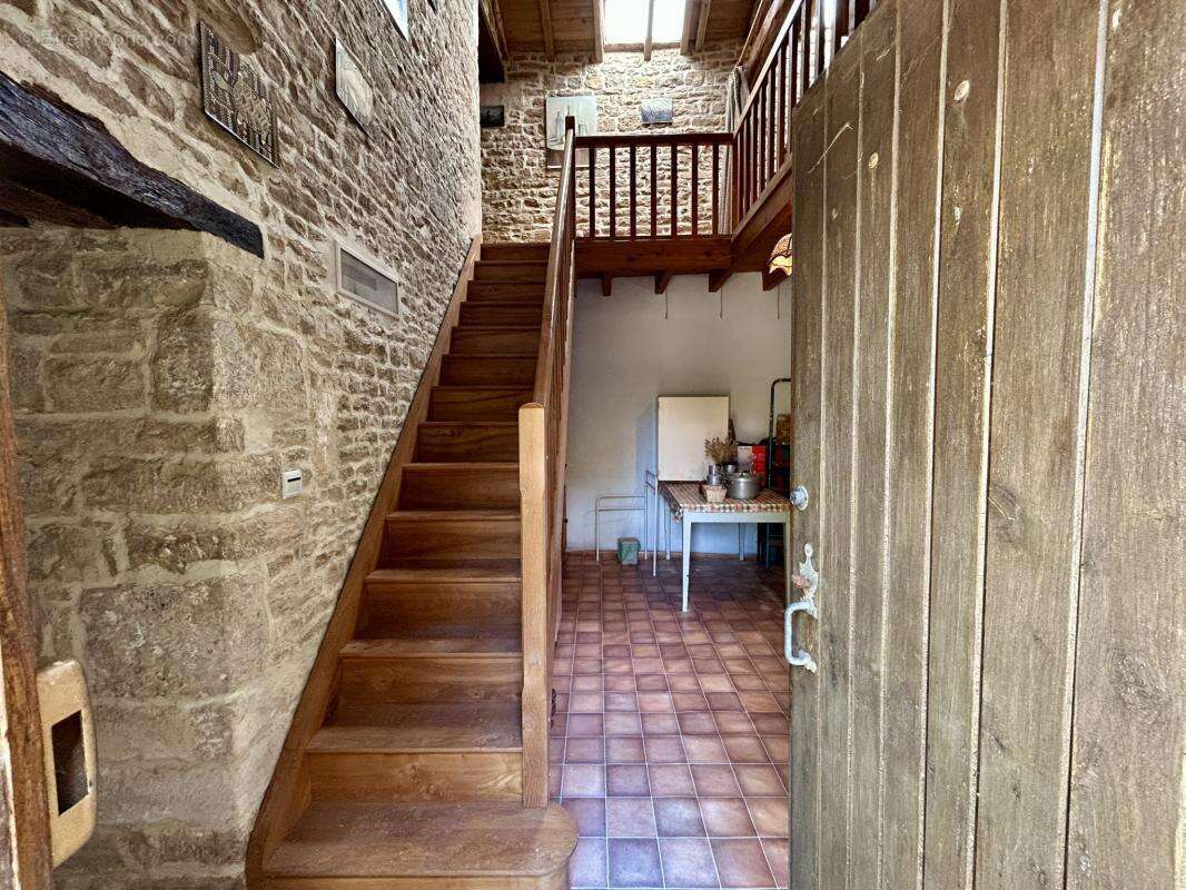maison type longère de caractères - 156m2 - terrain 899m2 - photo 5