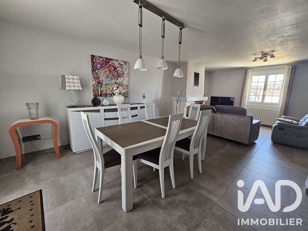 Maison 154 m² à Areines  - photo 3