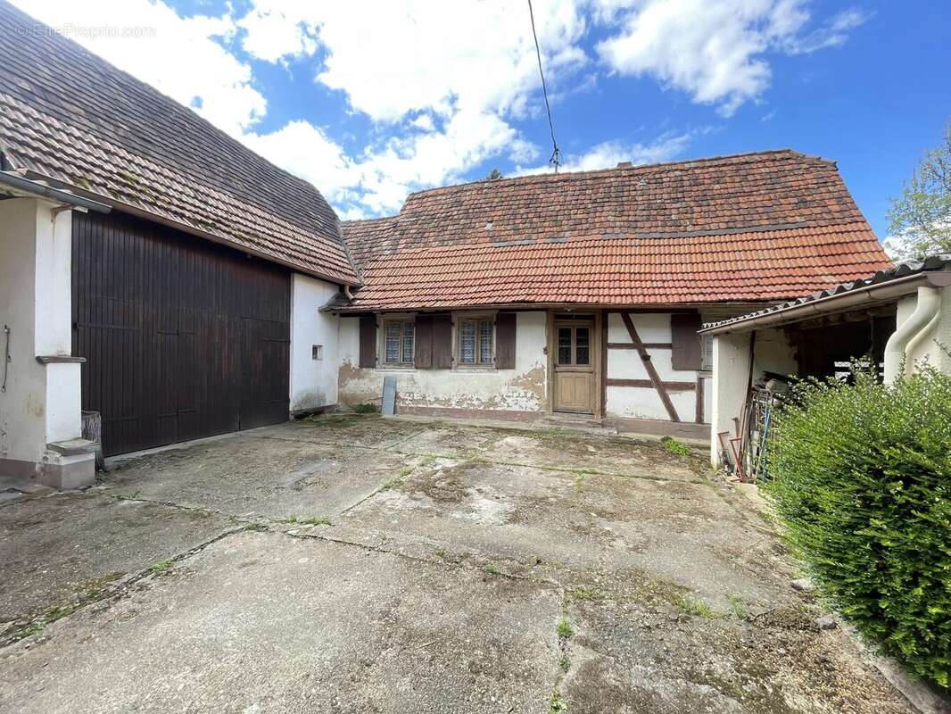 Maison à WEYERSHEIM