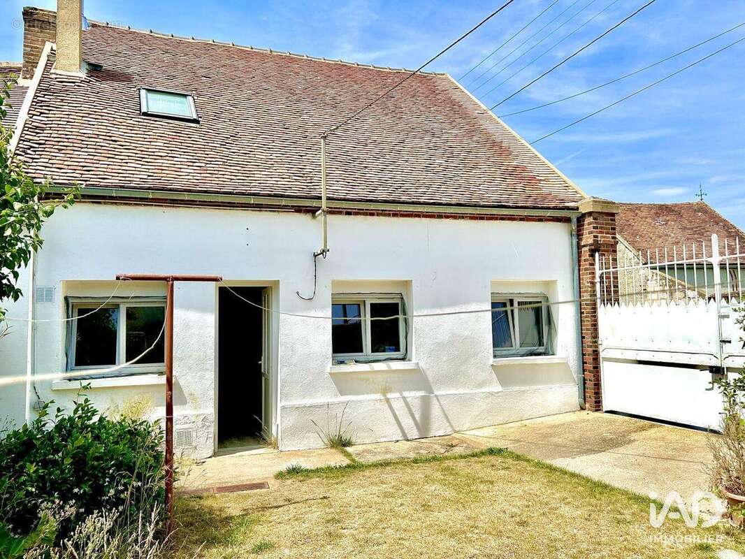 Photo 2 - Maison à SAINT-CLEMENT