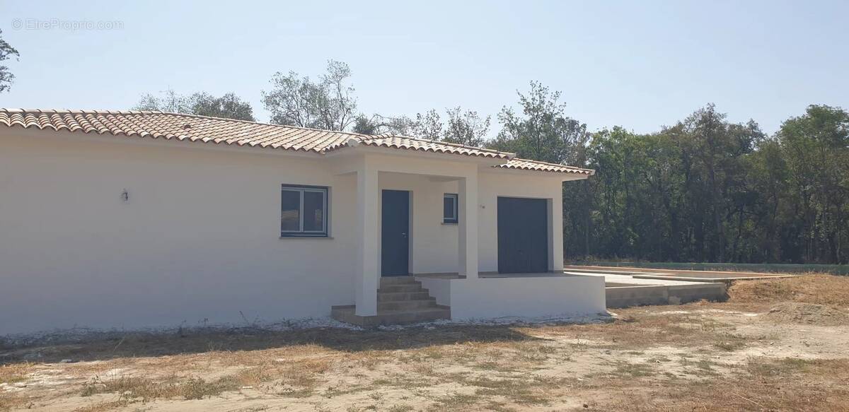 Maison à PRUNELLI-DI-FIUMORBO