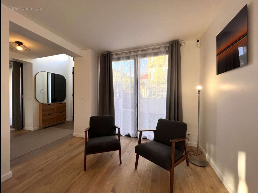 Maison à MONTREUIL