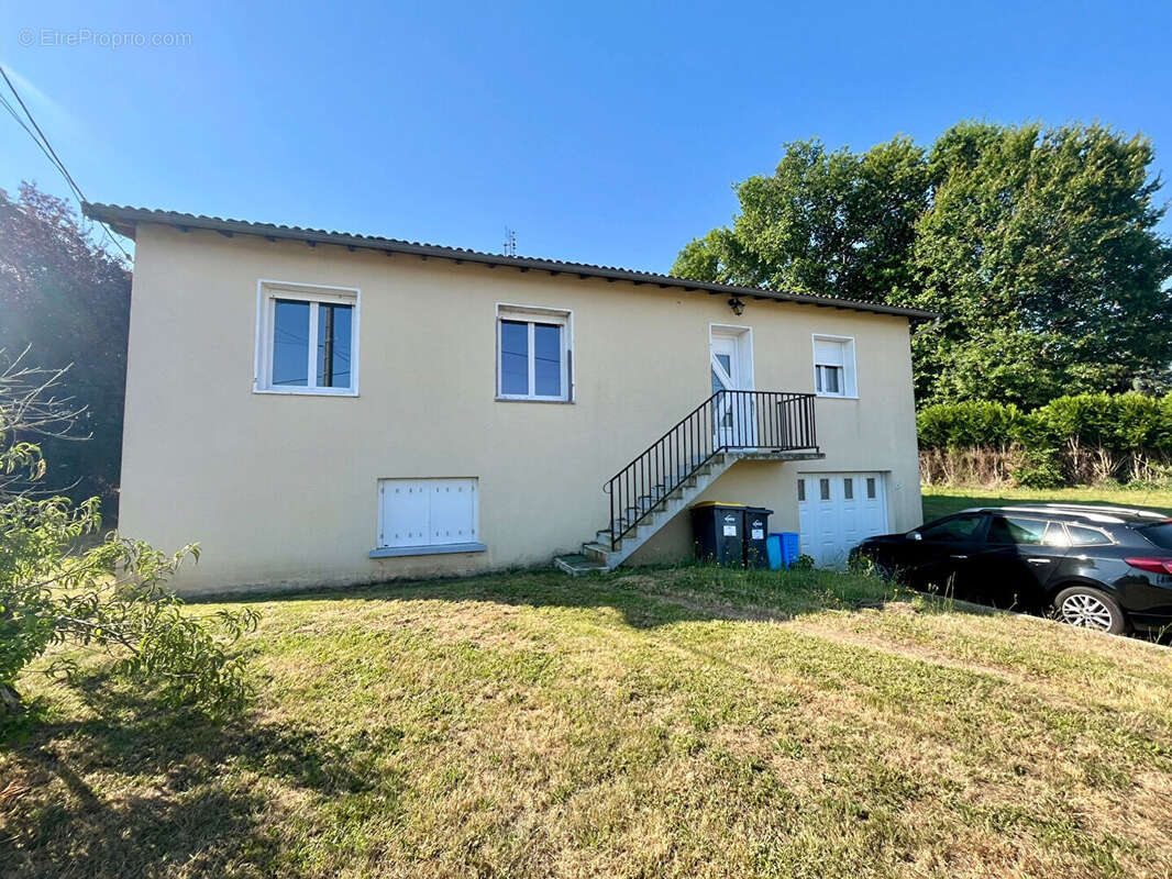 Maison à PRESSAC