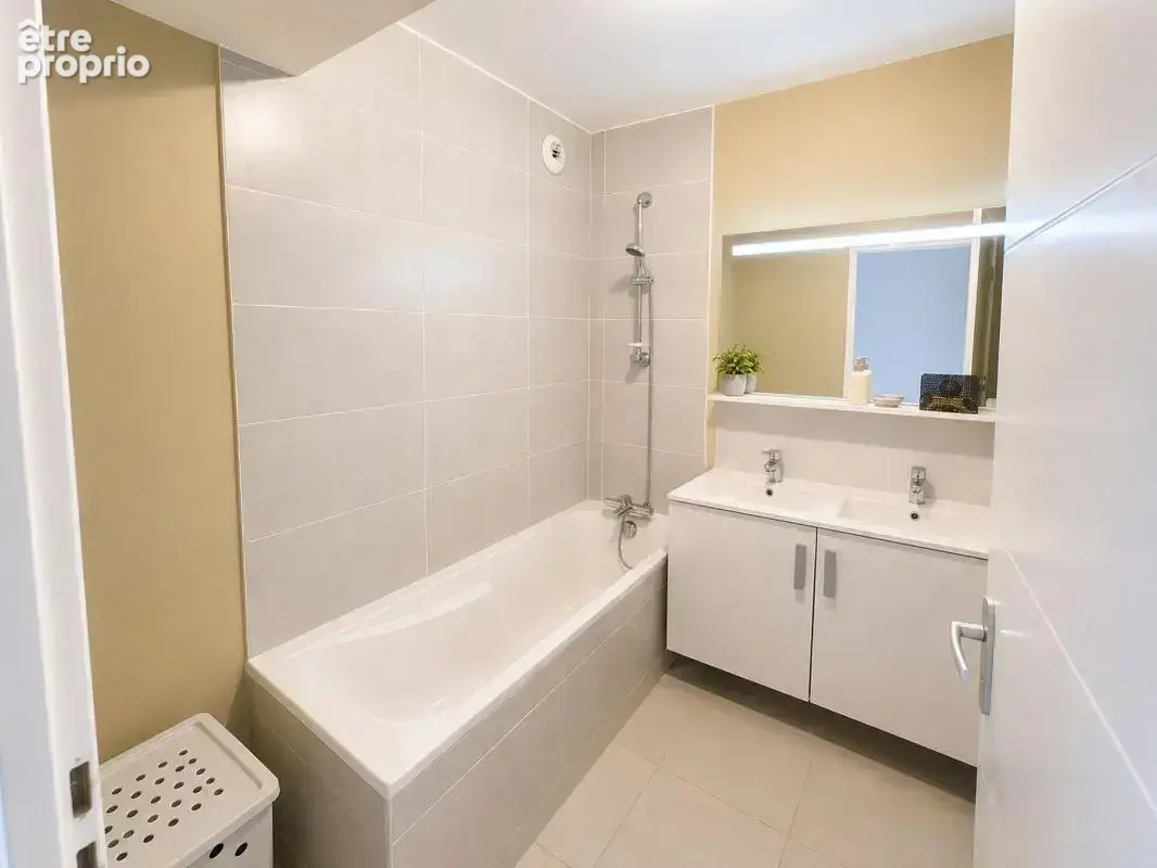Appartement À Vendre - photo 11