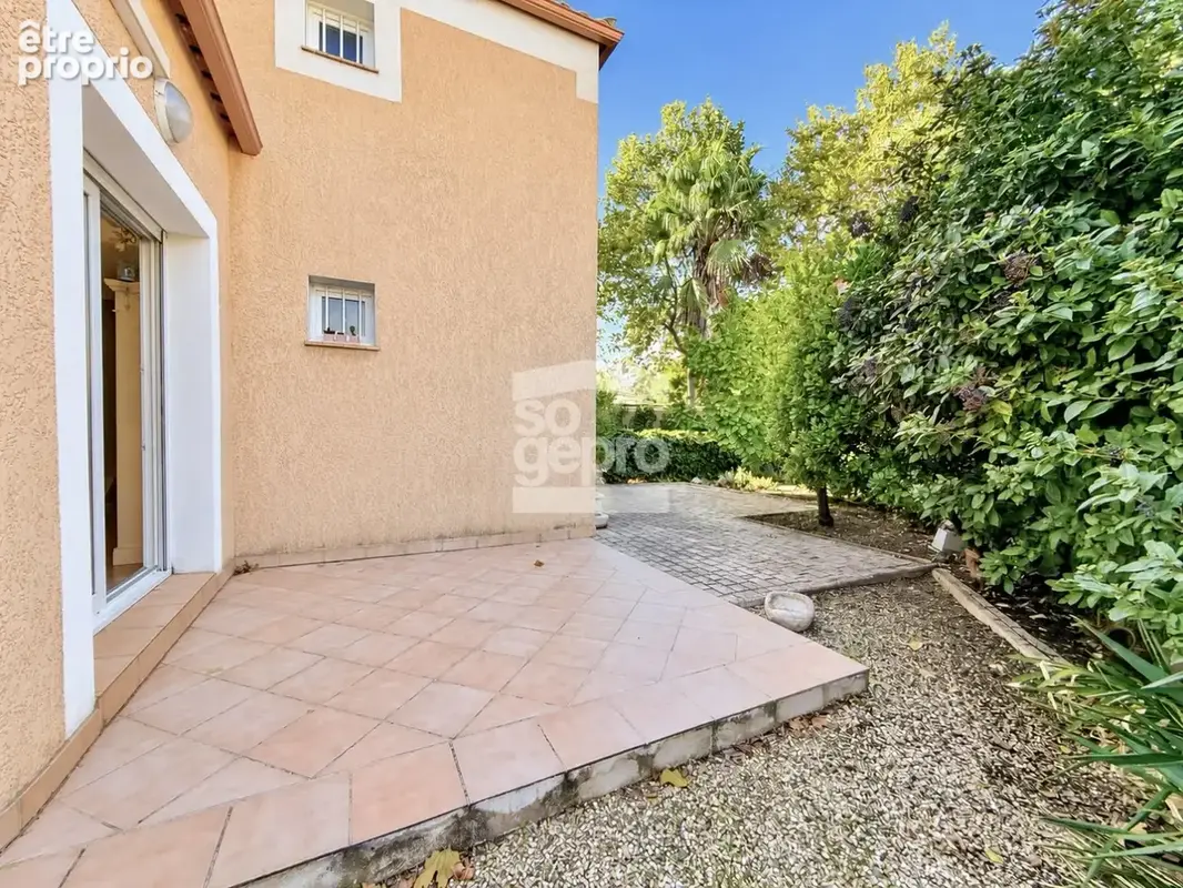 Réf : 2212 - Vente Maison 4 Pièces avec garage, jardin et terrasses secteur Pinède/ Tennis au Cap d'Agde ! - photo 9