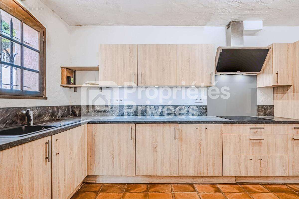 Maison à AURIBEAU-SUR-SIAGNE