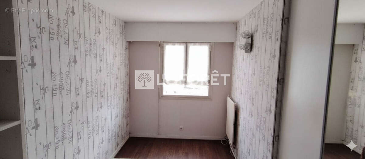 Appartement à PARIS-14E