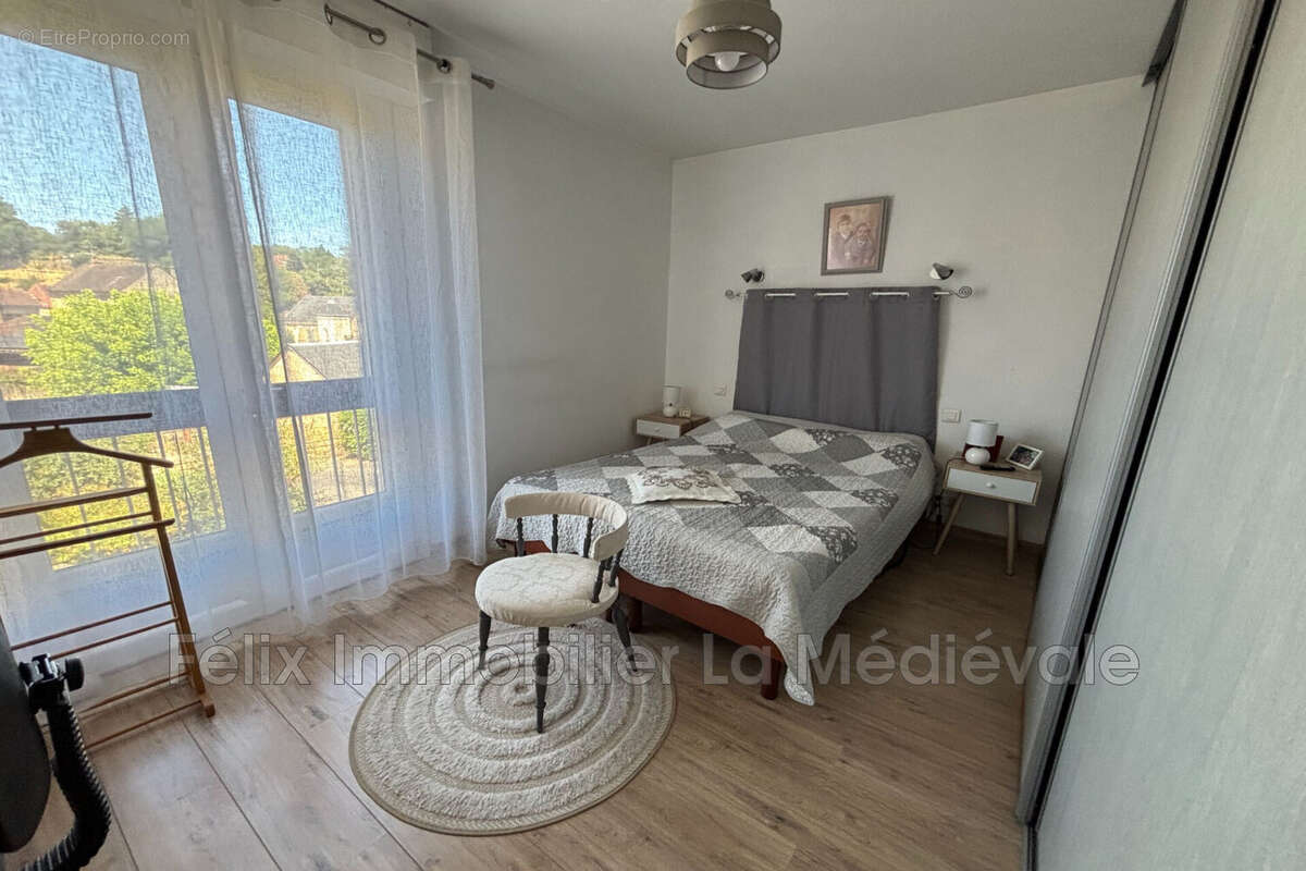 Appartement à SARLAT-LA-CANEDA