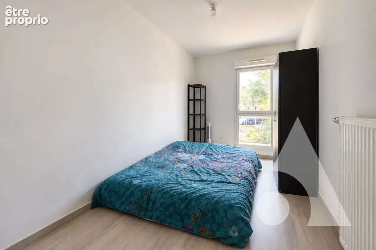 Appartement 3 pièces avec terrasse - Proche GARE et TZEN - photo 7