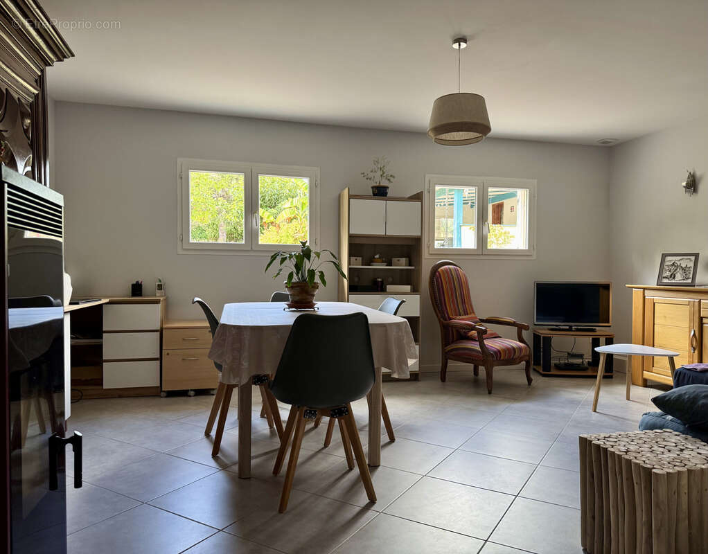 Maison à CASTILLON-LA-BATAILLE