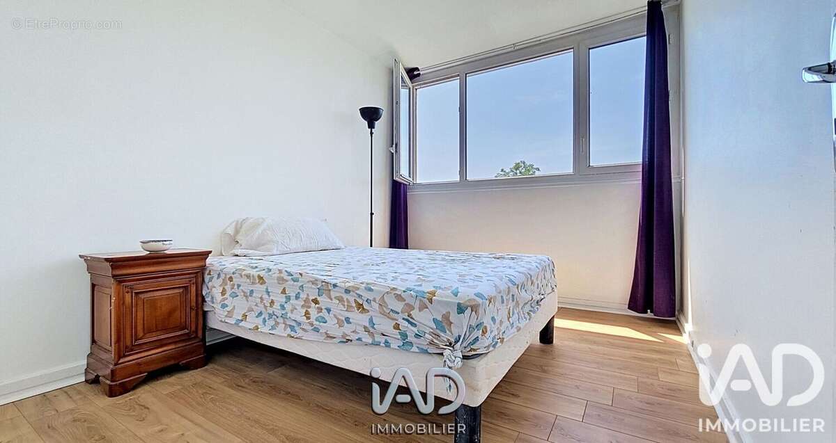 Photo 8 - Appartement à LES ULIS