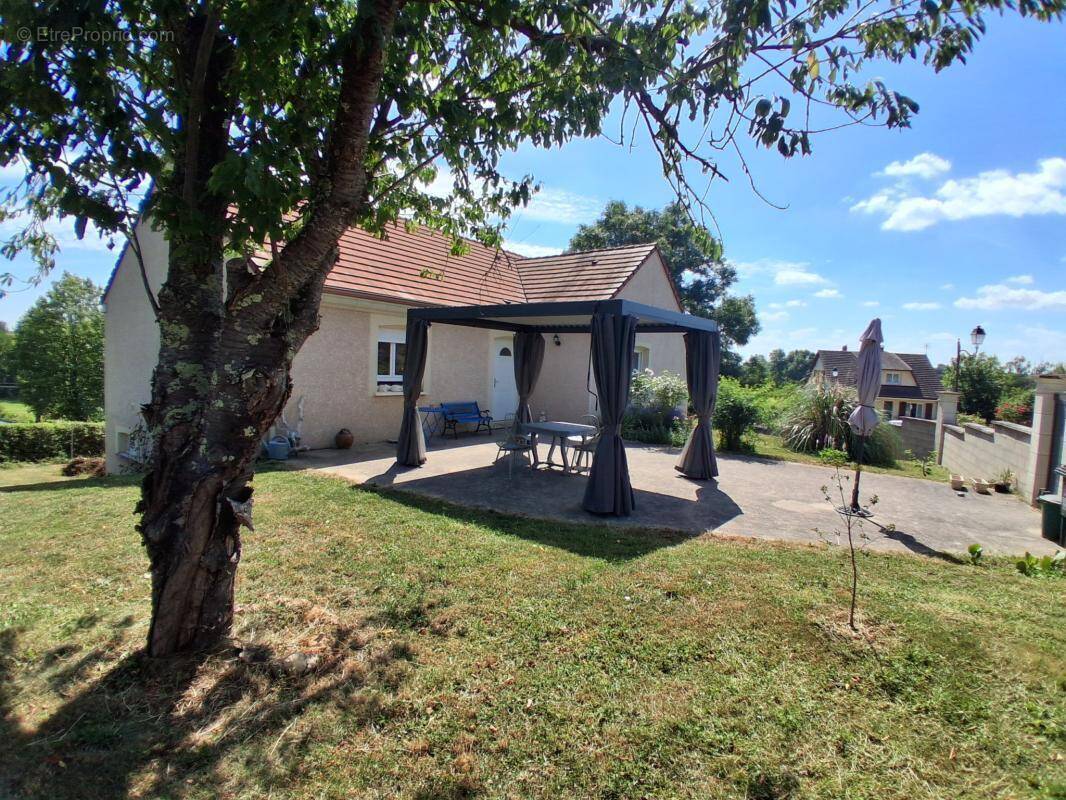 Maison à CHARNY