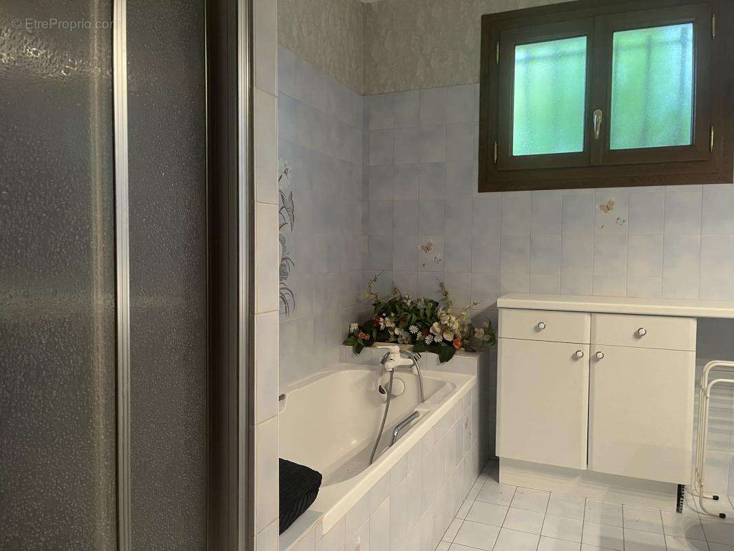 Maison à ARTIGUES-PRES-BORDEAUX