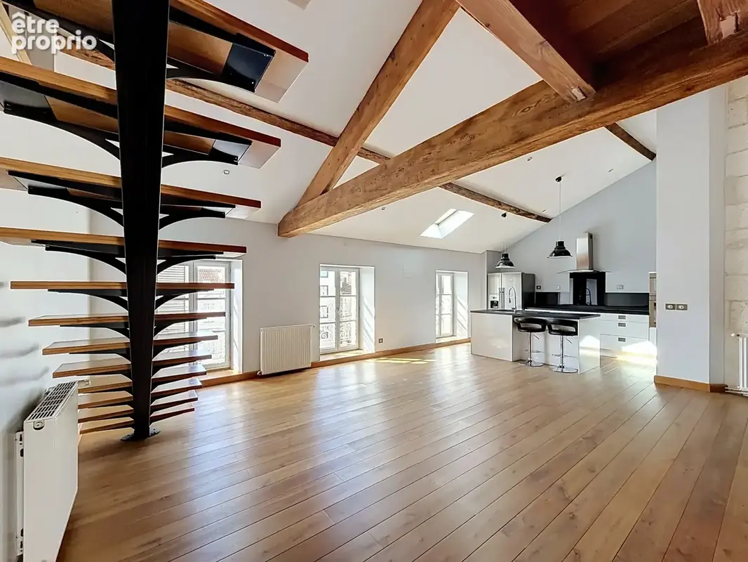 Appartement 4 pièces 84 m² · à Angouleme · 84,1 m² · 242 000 €
