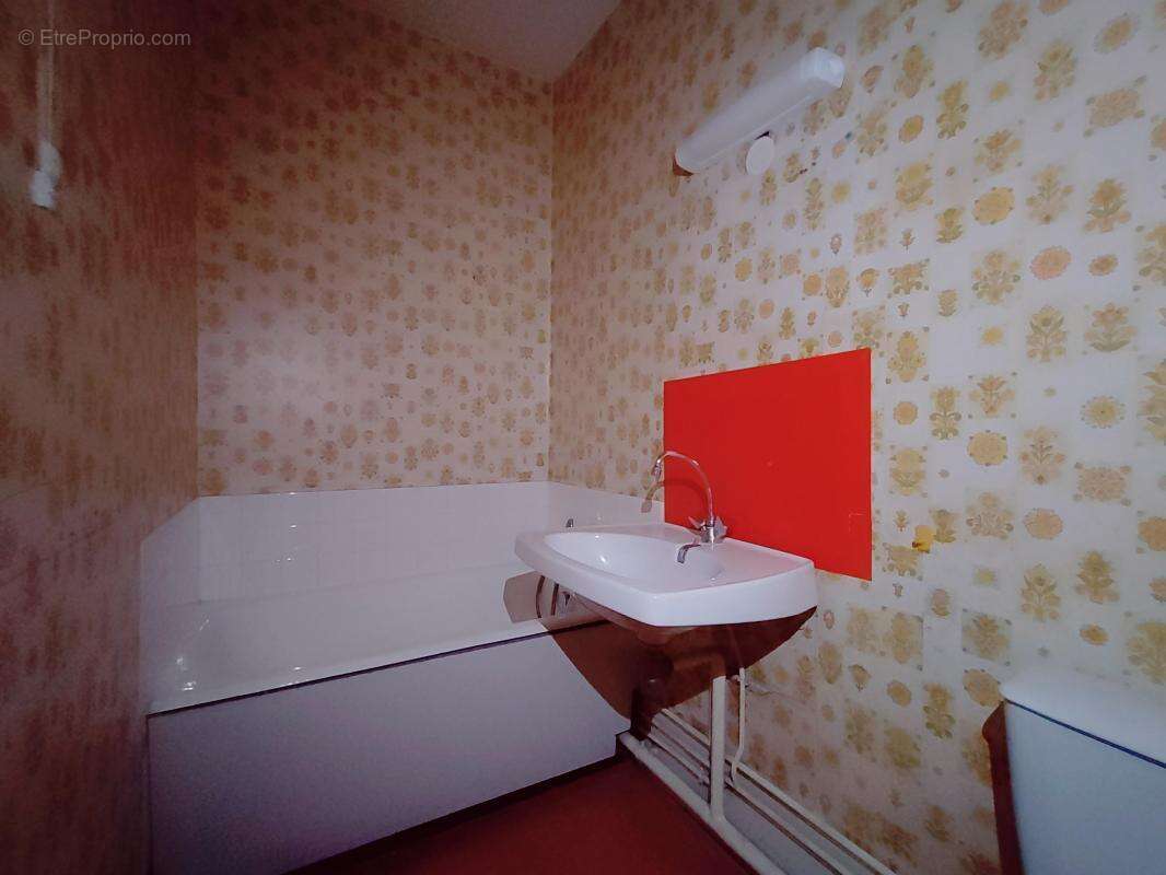Appartement T2 47m² - Songeons - 8300.1.1.6 - photo 4