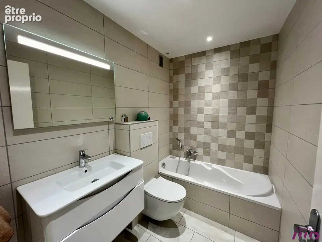 Appartement 5 pièces 128 m² à vendre à Belfort (90000) - photo 5