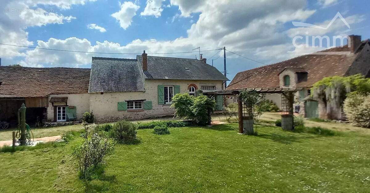 Maison à HUISSEAU-SUR-COSSON