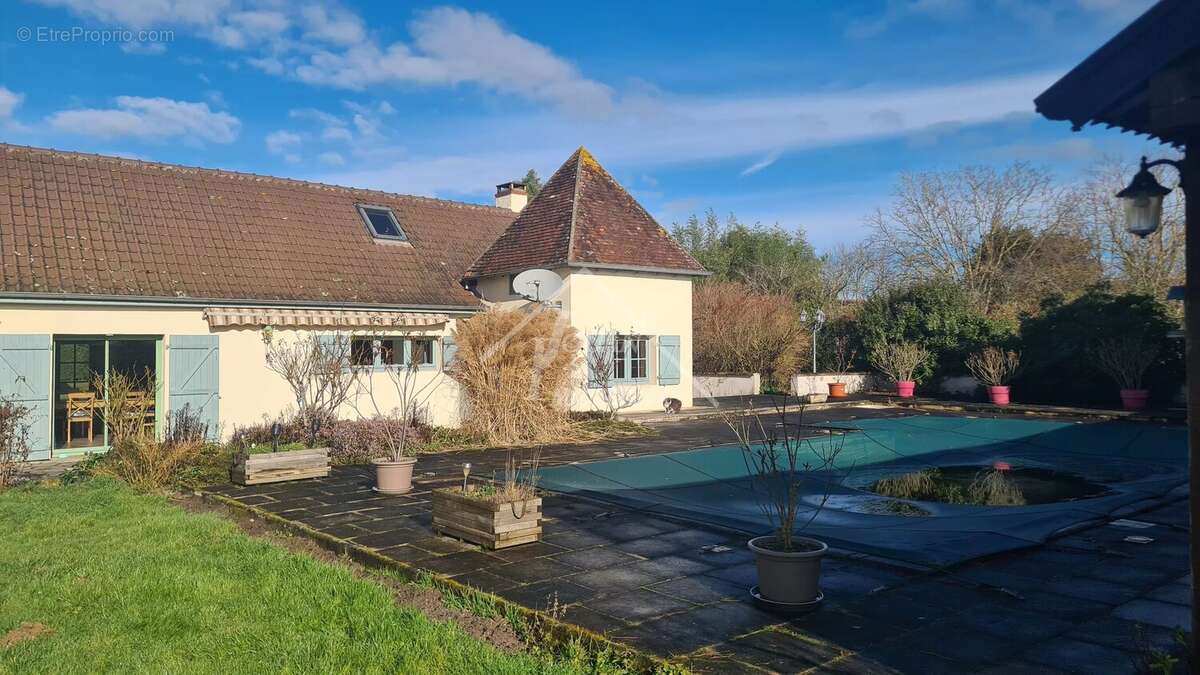 Maison à SAINT-PLAISIR