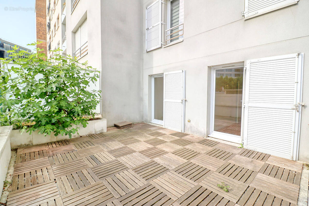 Appartement à MONTROUGE