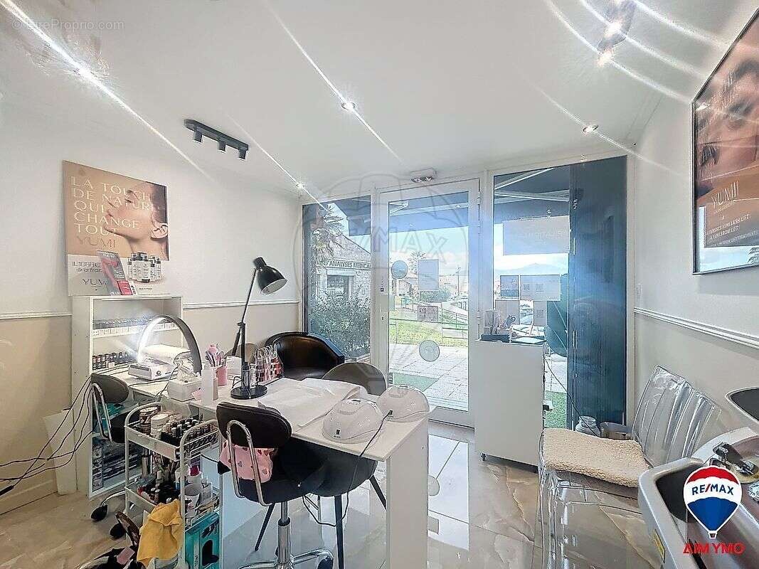 Commerce à PIETROSELLA