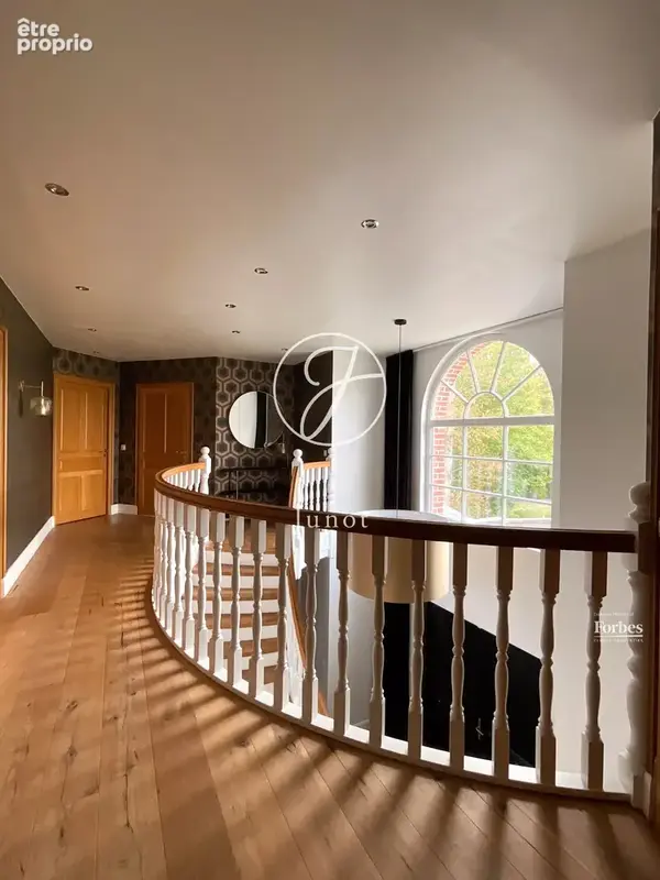 Mouvaux – Maison d’exception – 7 pièces - 262.48m² habitables – 7 pièces – 5 chambres – Piscine – Parc paysagé – Garage et parki - photo 27