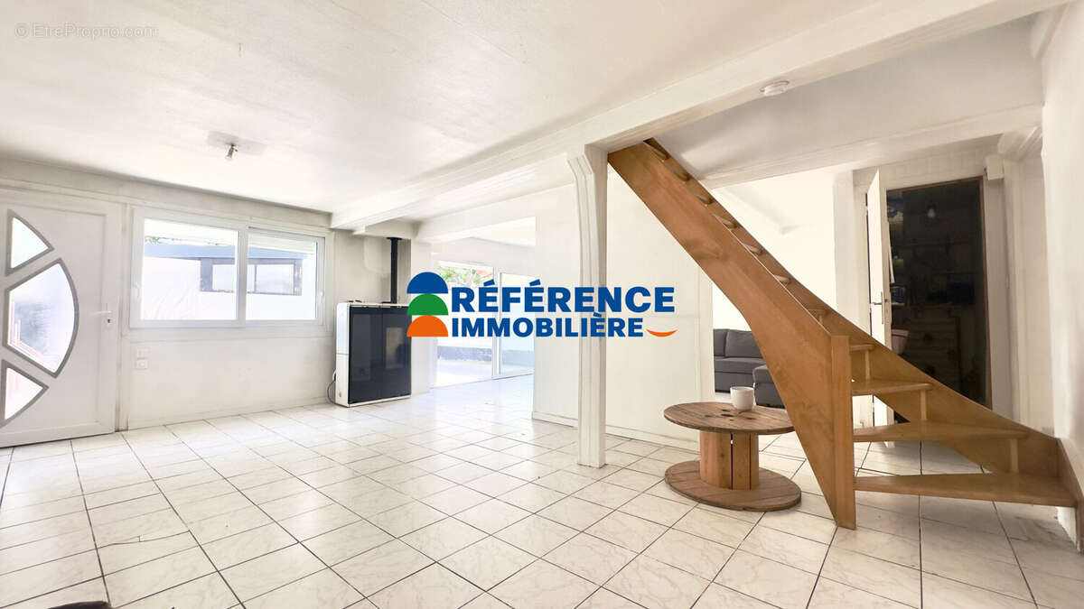 Maison à WAMBRECHIES