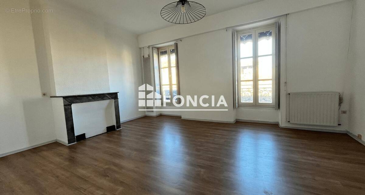 Appartement à NIMES