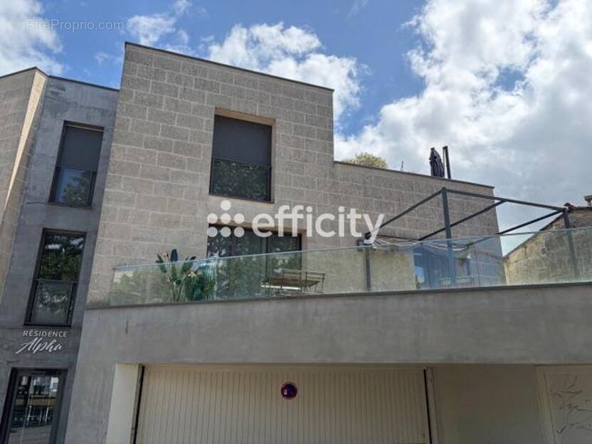 Appartement à BORDEAUX
