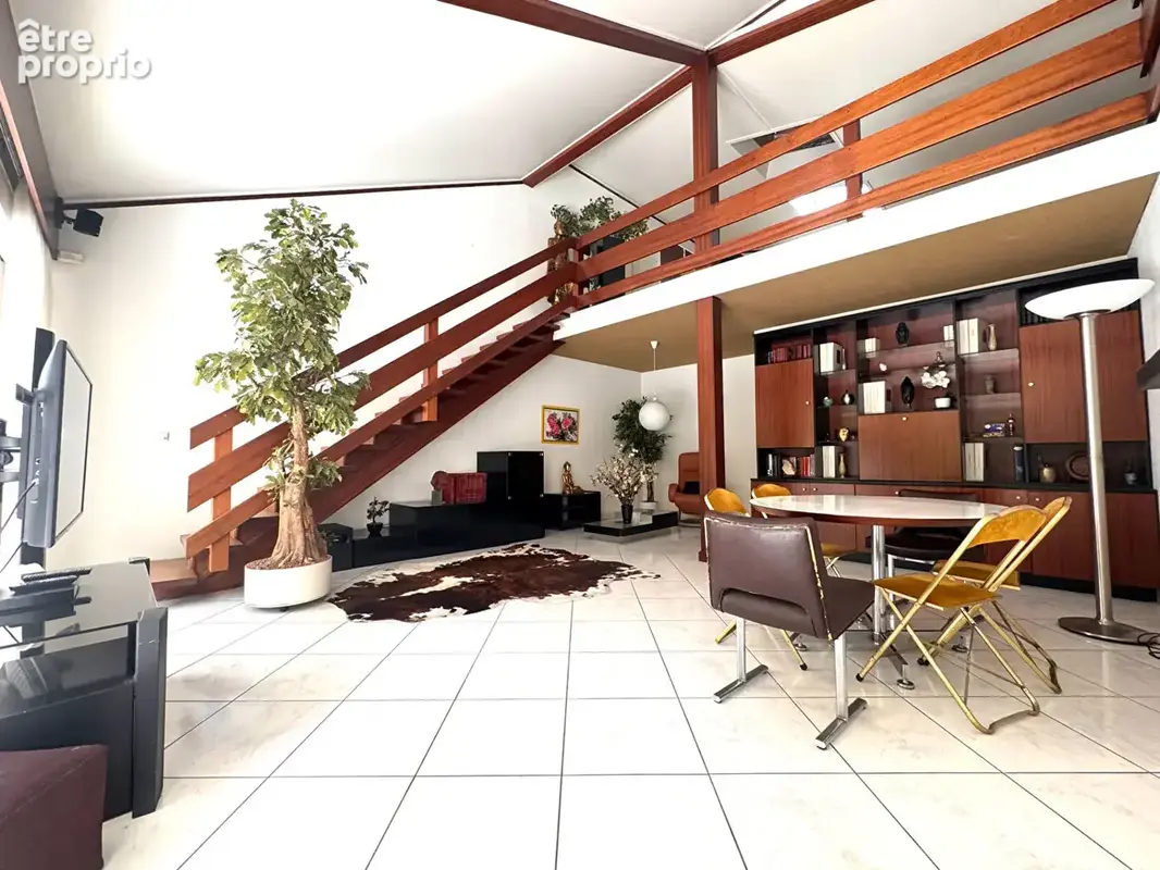 Maison Colombes 5 pièces 235 m2 - photo 2