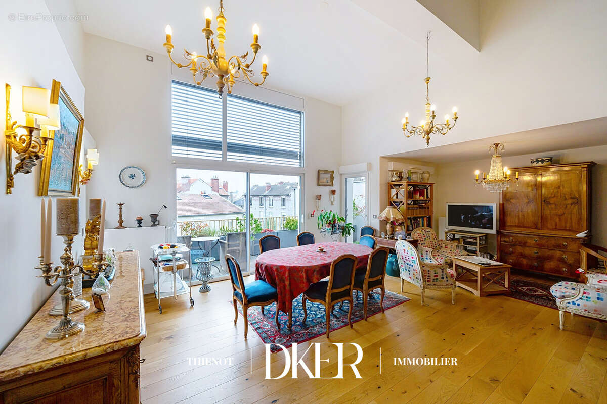 Duplex T5 - Place Godinot - photo 4
