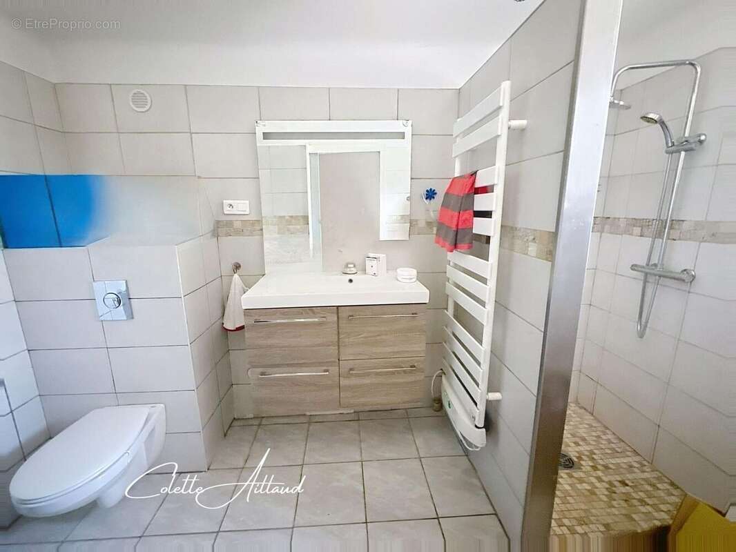 Photo 9 - Maison à MEYRARGUES