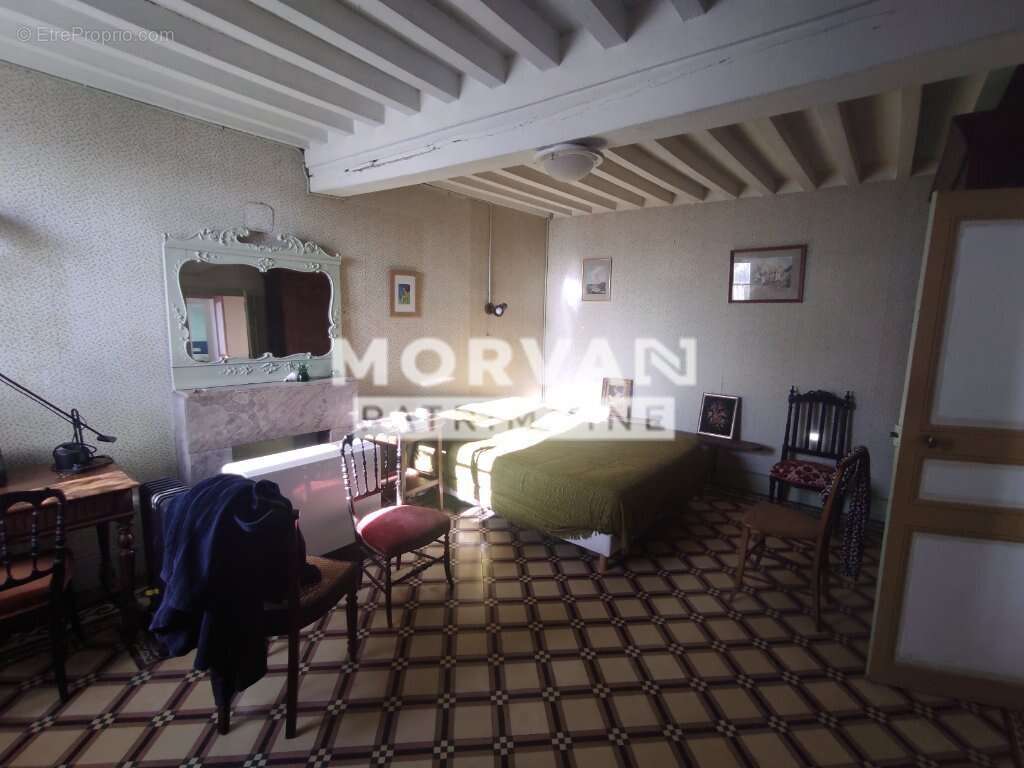 Maison à SAINT-PEREUSE