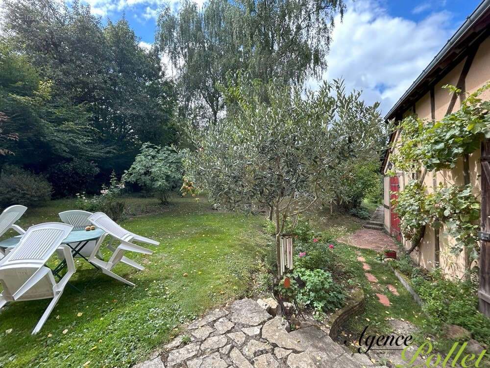 Maison à AUBIGNY-SUR-NERE