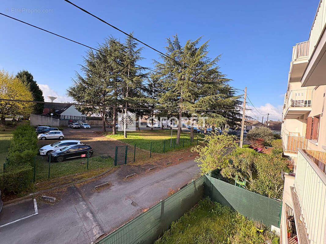 Appartement à LES MUREAUX