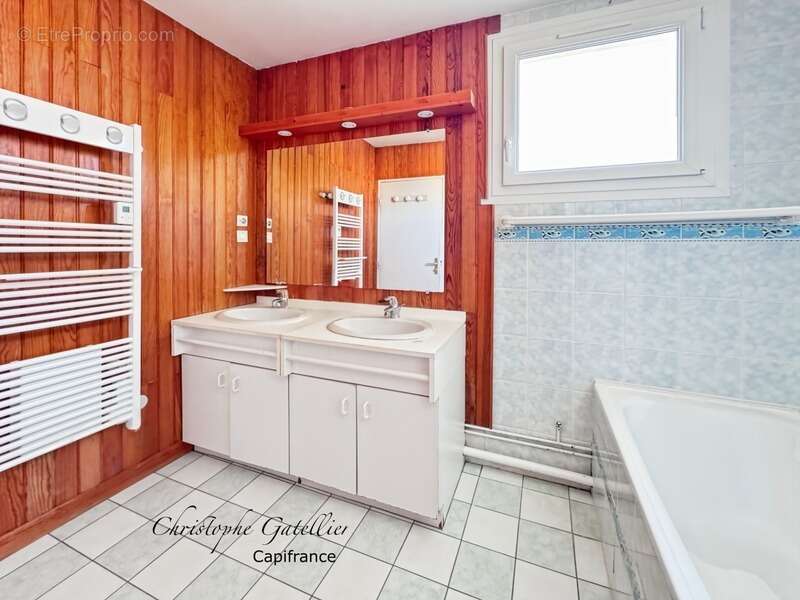 CENTRE VILLAGE - MAISON 4 pièces (3 chambres) - non Mitoyenne - photo 12