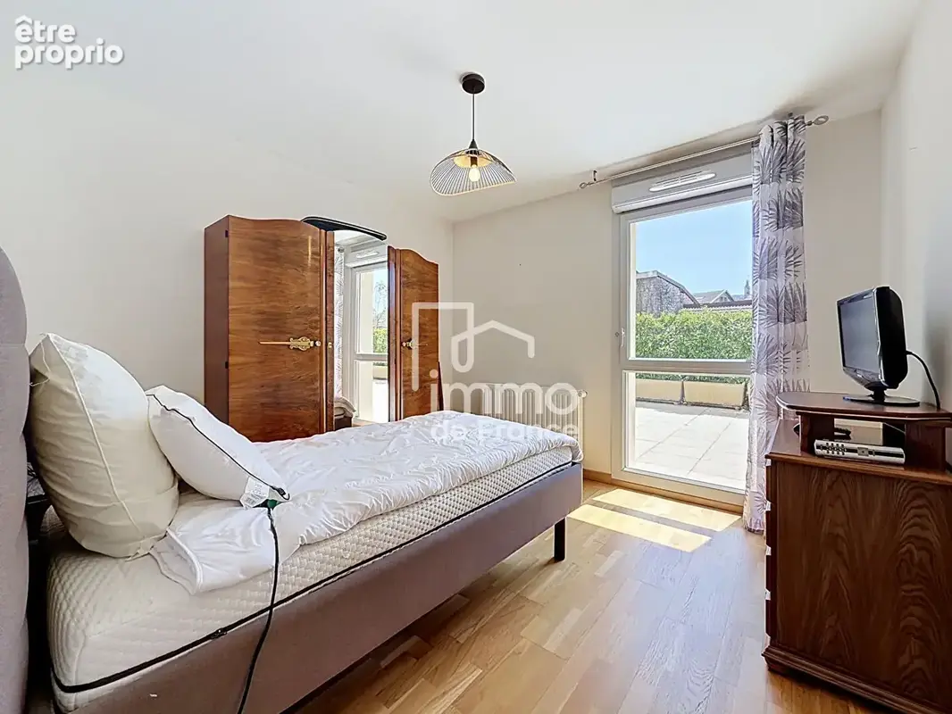Appartement Oyonnax 3 pièce(s) 67,30m2 - photo 8