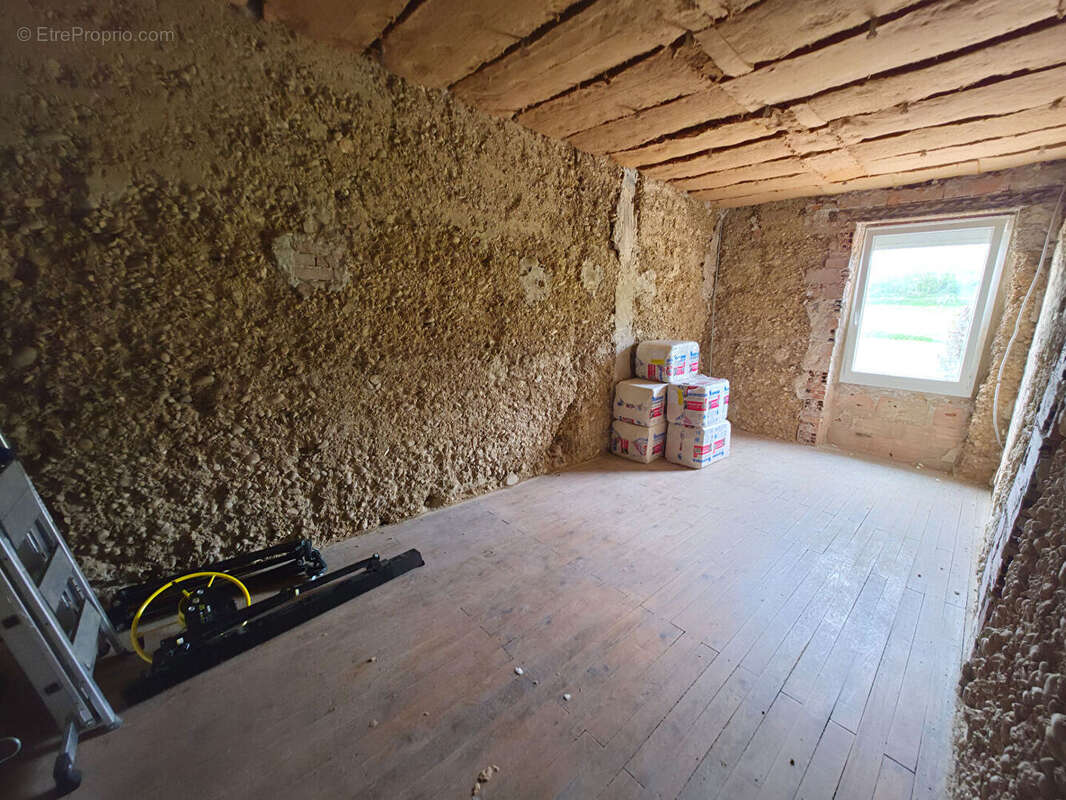 Maison à CHAMPIER