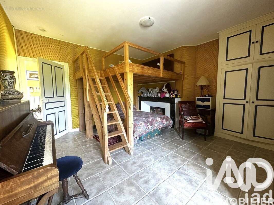 Photo 8 - Maison à ALLONNES