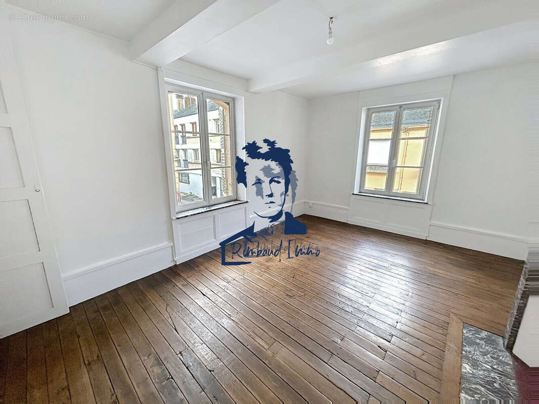 Appartement à CHARLEVILLE-MEZIERES