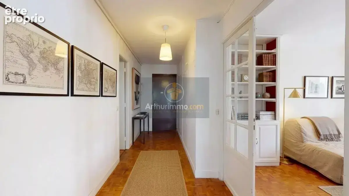 Appartement à BOUGIVAL