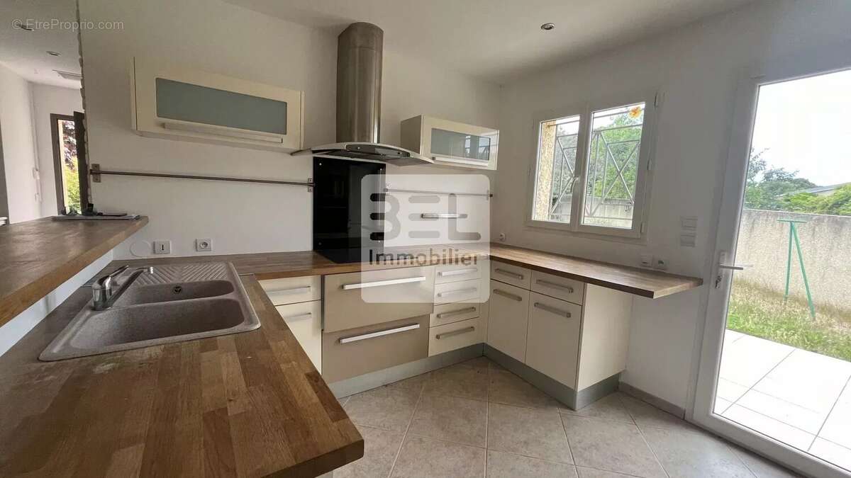 Maison à GOUDARGUES