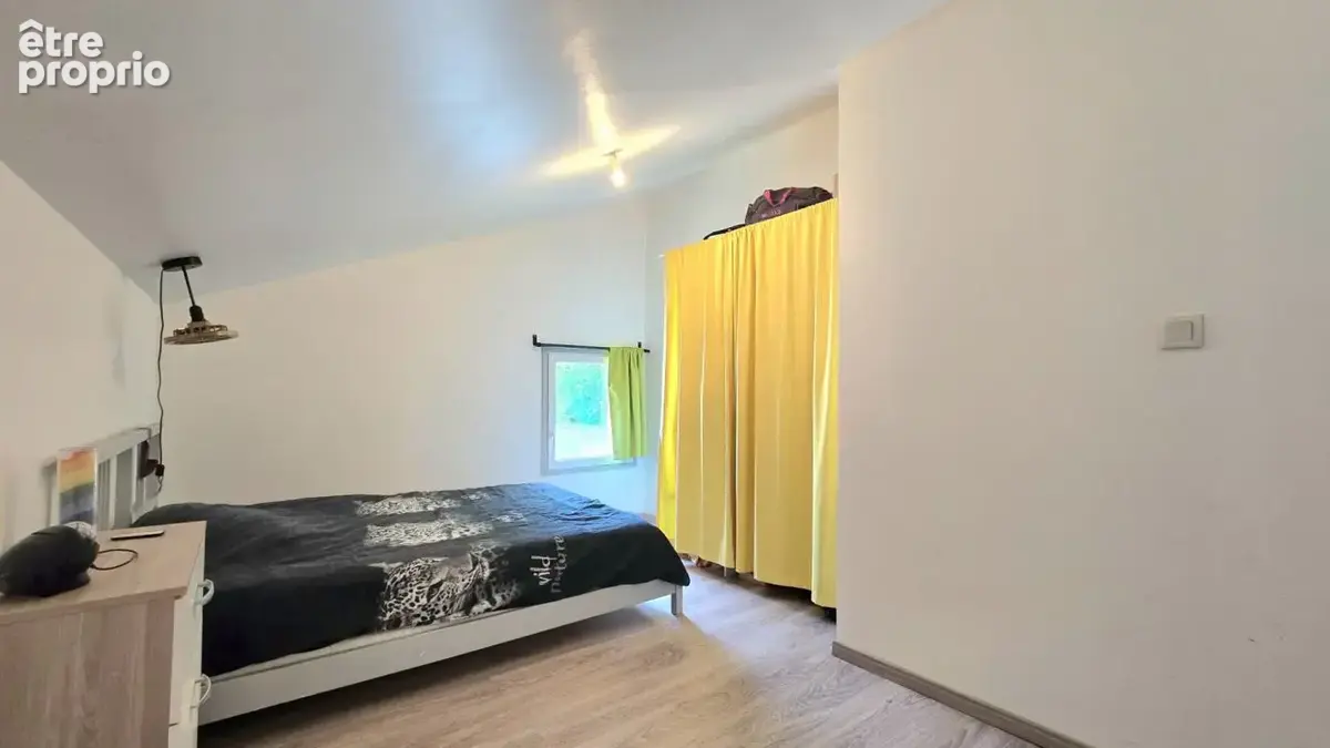 Maison Distre 6 pièce(s) 140 m2 - photo 9